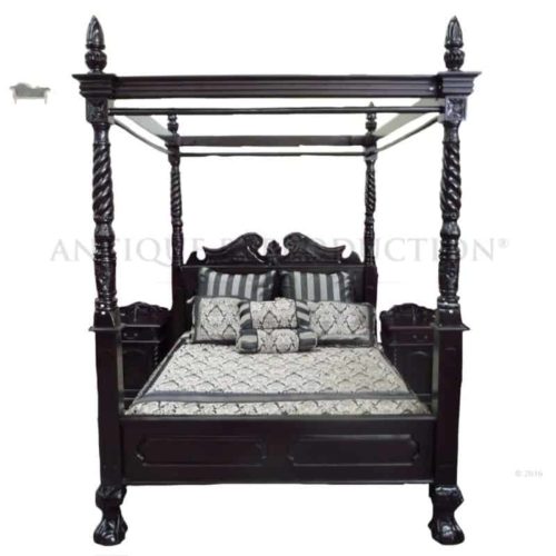 chippendale-four-poster-bed-with-barley-twist-bedside-cabinets