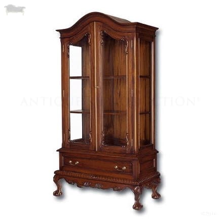 chippendale glass cabinet