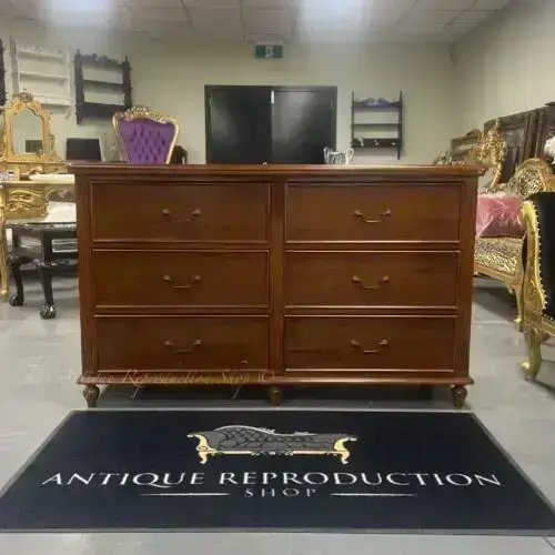 Traditional Shaped 6 Drawer Chest Of Drawers